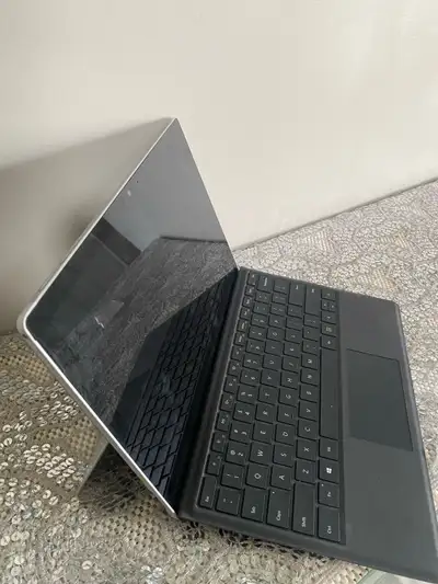Microsoft Surface Pro 6 i7 -  Like New, View more
