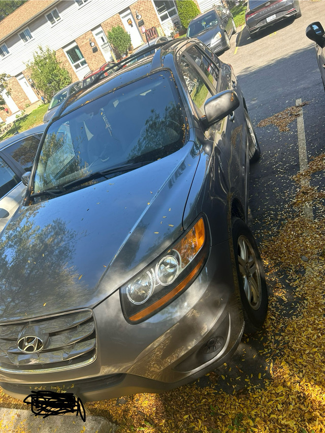 Hyundai Santa Fe in Cars & Trucks in London - Image 2