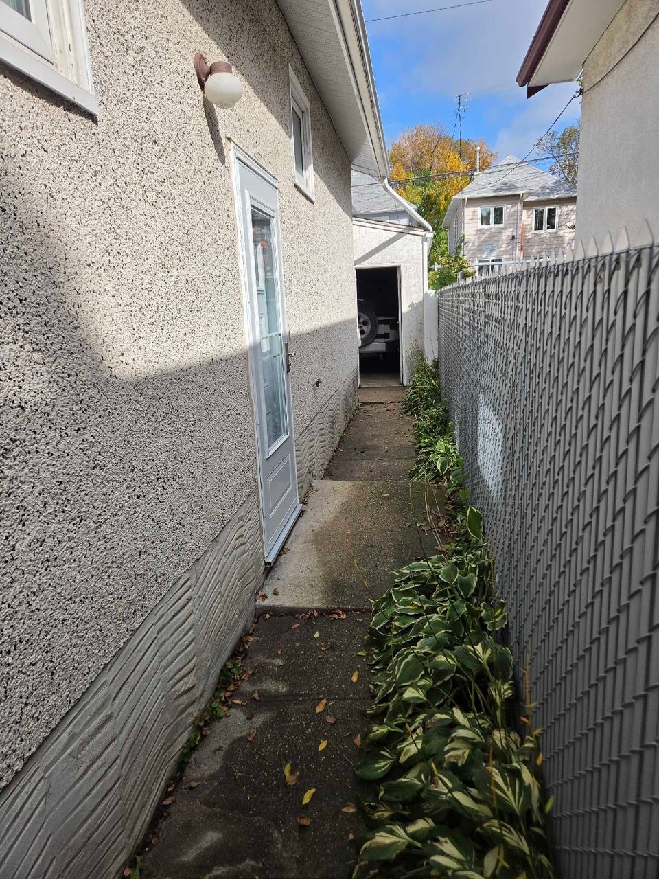 3 bedrooms house for rent 2