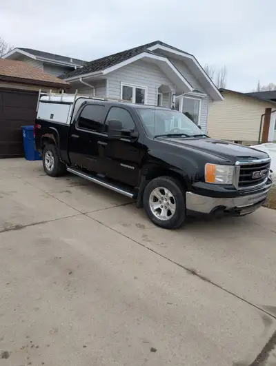 While this truck is past it's prime I believe it still hold some value. Has been used for work for a...