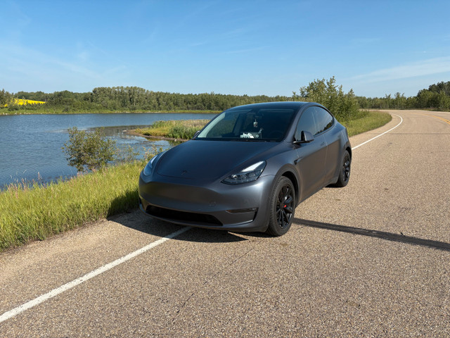 2022 Tesla Model Y Performance in Cars & Trucks in Red Deer - Image 2