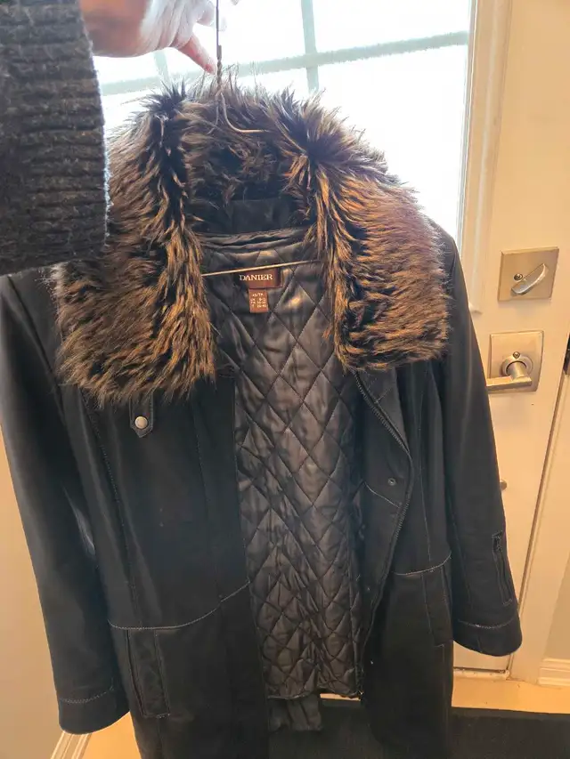 womens Danier lined jacket. Long63234678285571121