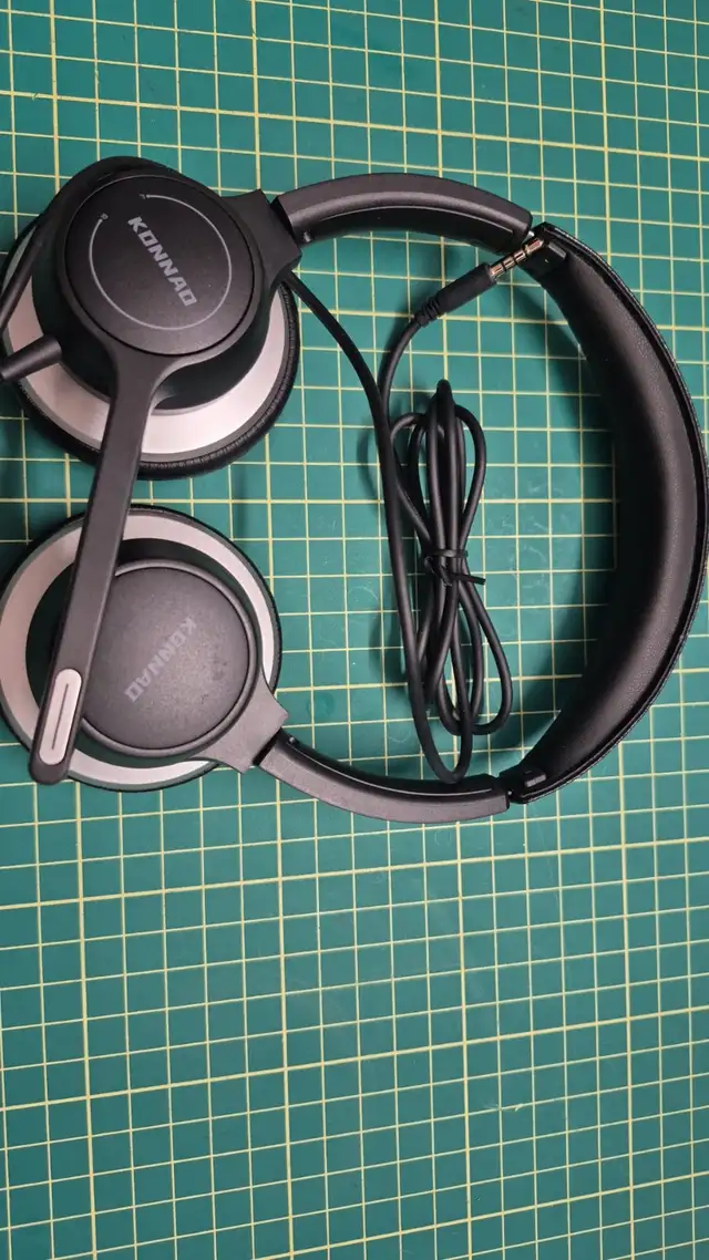 USB Headset with Microphone, 3.5mm Wired Computer Headsets with in Speakers, Headsets & Mics in Markham / York Region - Image 6