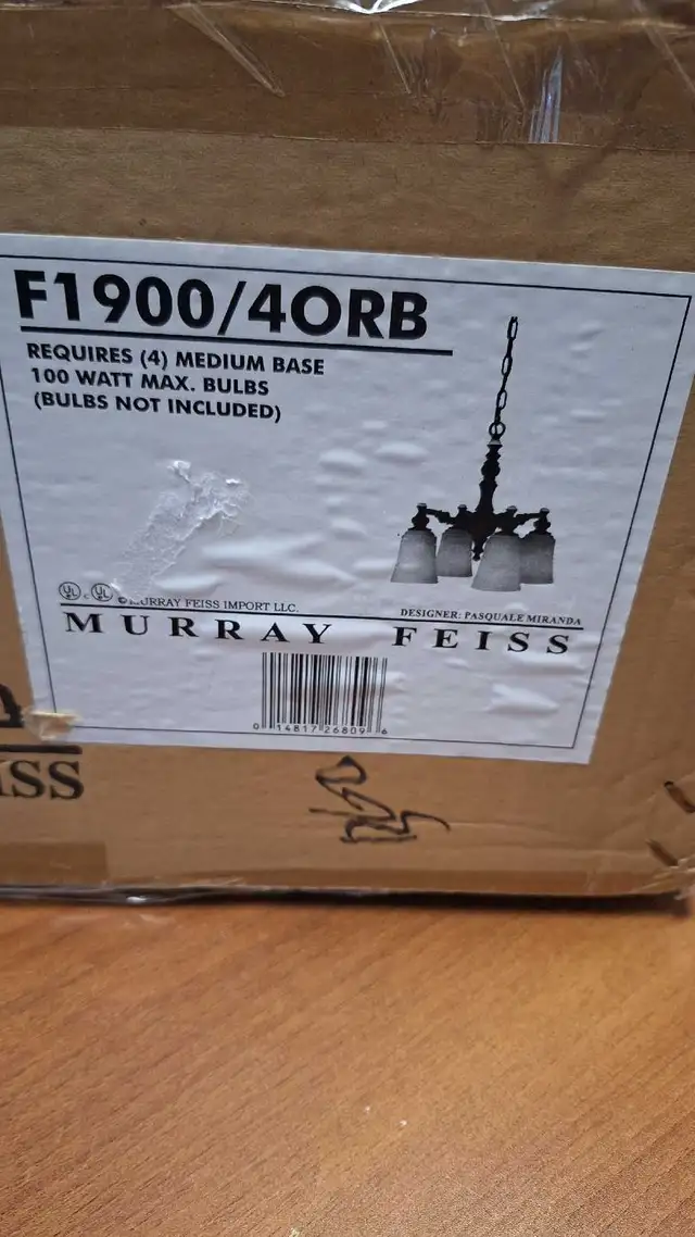 Murray Feiss chandelier 4 bulbs in Indoor Lighting & Fans in Mississauga / Peel Region - Image 4