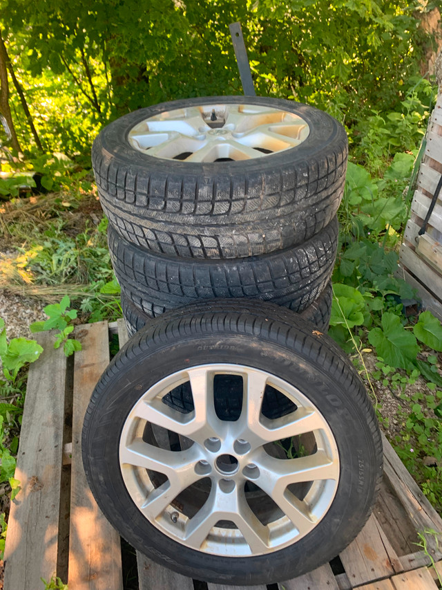 Snow tires and alloy wheels for 2011 Nissan Rogue. in Tires & Rims in Sudbury