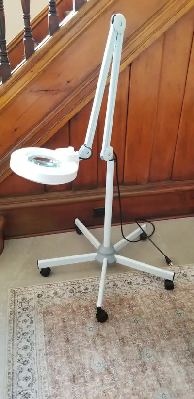 ***MAGNIFYING FLOOR LAMP***, View more