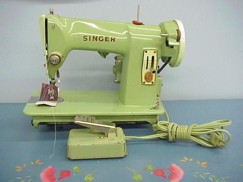 Vintage Sewing Machine Repair in Appliance Repair & Installation in Leamington - Image 4