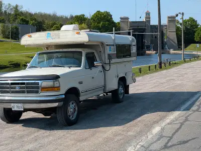 1994 Ford F-250 | XLT Model | 4x4 | with Alaskan Camper & Built-In Storage 7.5L V8 Engine | 2-Door 3...