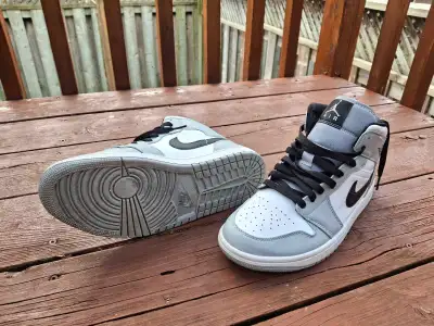 Air force 1 Smoke gray SIZE 8.5, View more