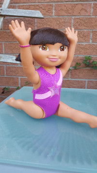 Fisher-Price Dora the Explorer Fantastic Gymnastics Dora
