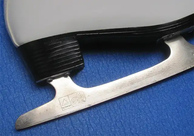 New WINNWELL Figure Skates Size-7.5 (Inner Length 9.3'') Dwight in Skates & Blades in Muskoka - Image 8