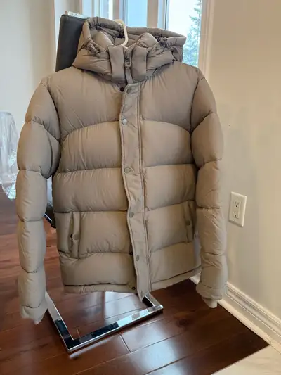 2021 XS Aritzia Super Puff, View more