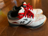 Selling Yonex Badminton Shoes - 36 Junior (US 5 - 23cm)