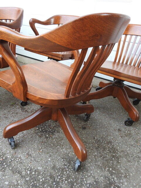 antique / vintage  krug oak swivel office chair in Chairs & Recliners in Hamilton - Image 3