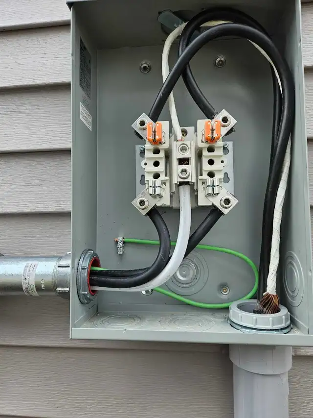Master/Red Seal Electrician in Electrician in Edmonton - Image 9