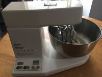 Oster 12 speed planetary mixer, nice condition