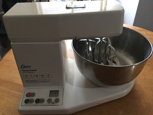 Oster 12 speed planetary mixer, nice condition in Processors, Blenders & Juicers in Windsor Region