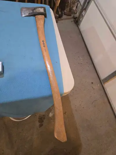 35" AXE BNT Canada, View more