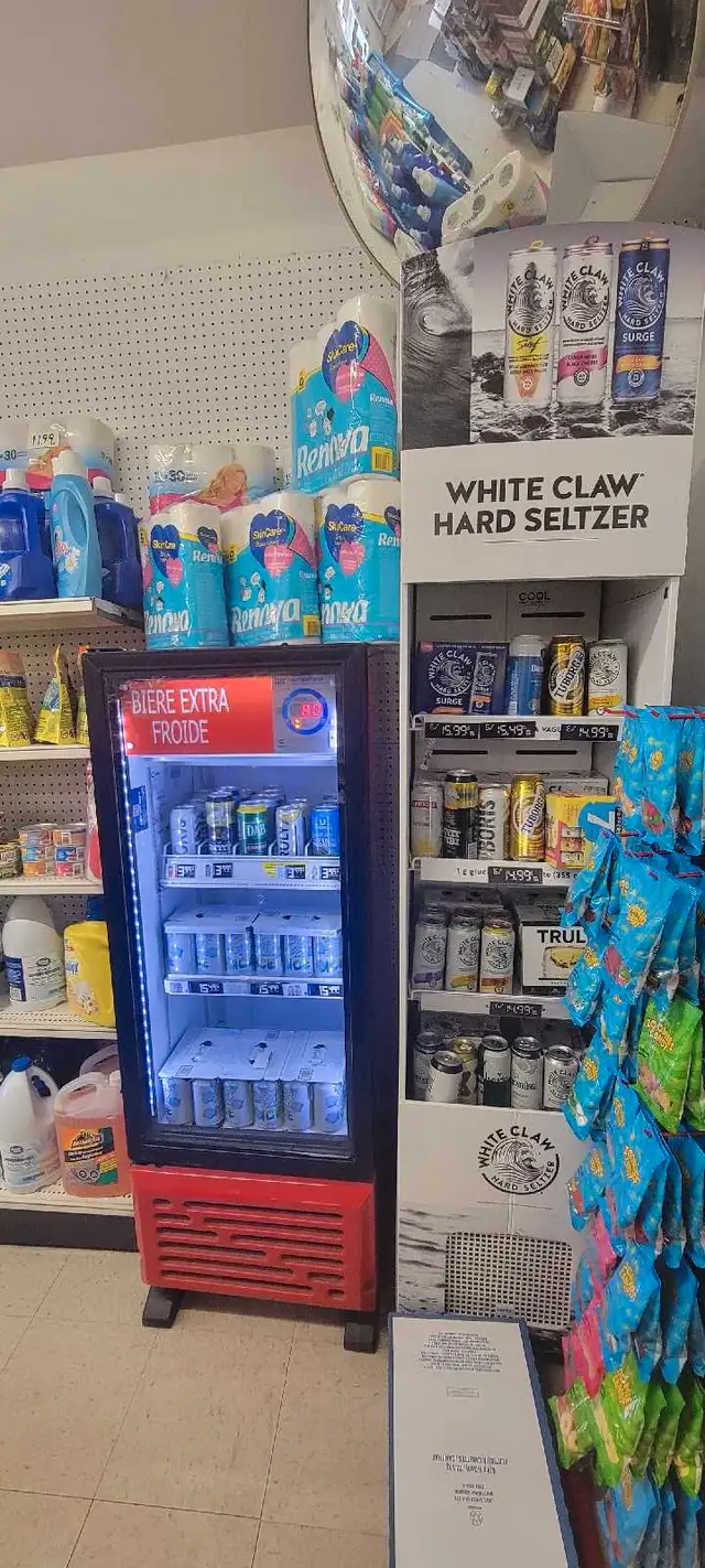 Convenience store for sale Urgent!!63749413140097121