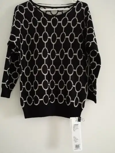 longsleeved ,knitted sweat, View more