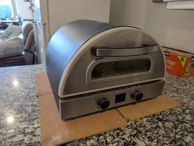 Electric Pizza Oven! Great for parties!, View more