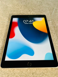 Apple iPad 10.2 (7e Génération) 128Go Wi-Fi + Cellular - Argent