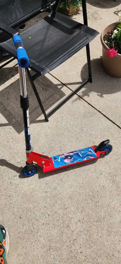 Kids scooter , View more