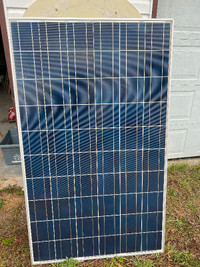 Solar Panels 220 Volt 4 Units