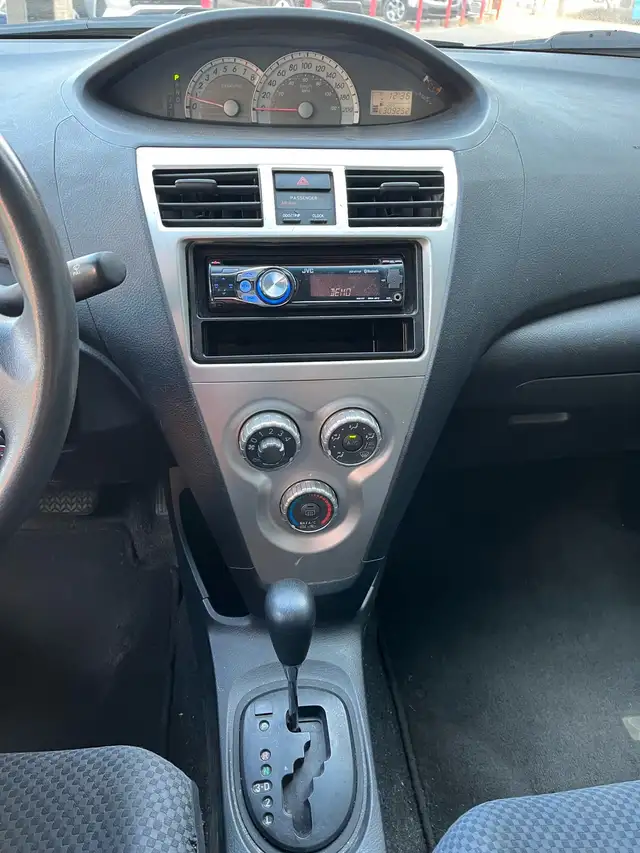 Toyota Yaris63023585365121121
