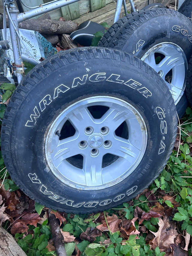 2 Jeep Wheels! Pair of Tires and Rims CHEAP! in Tires & Rims in Owen Sound