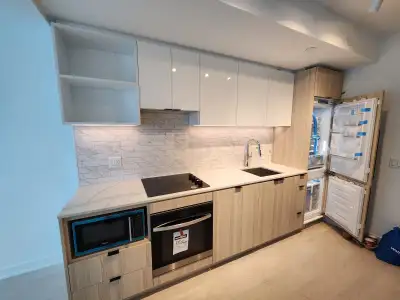 252 Church Street, Toronto. Downtown condo for rent, 1bedroom + den, 2 bathrooms. Walking distance t...