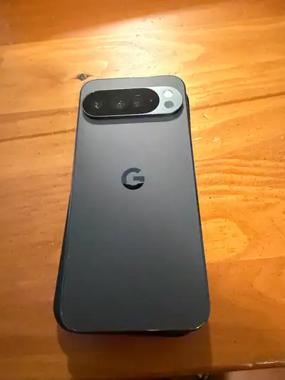 Google Pixel 10 Pro XL, View more
