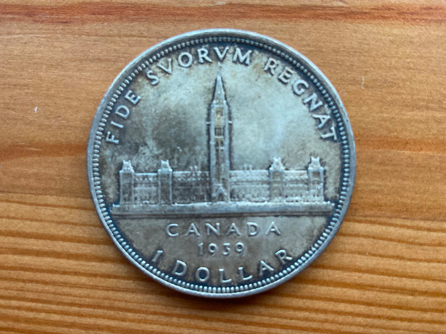 1939 Silver Dollar in Arts & Collectibles in Oshawa / Durham Region