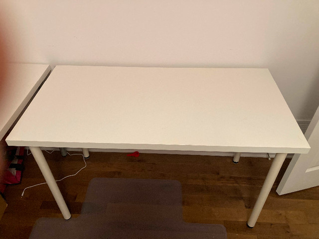 Table Ikea Linnmom dans Autres tables  à Longueuil/Rive Sud