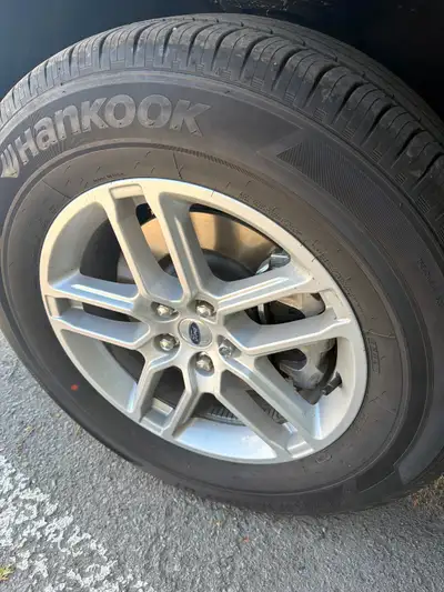 New / nouveau 2026 255/65R18 111H HANKOOK KINERGY GT Removed at dealership / enlever au concessionna...
