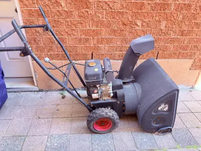 Snow blower FOR SALE AS IS !, View more