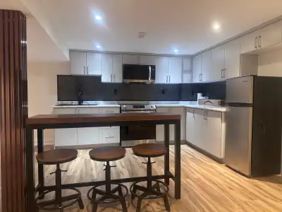Private and Spacious two bedroom <>Newly Renovated<> Private, Spacious & fully furnished 2 bedroom B...