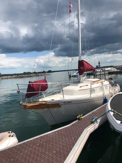 Well-maintained 1984 Bayfield 25, Canadian-built and known for their charm, seaworthiness, and surpr...