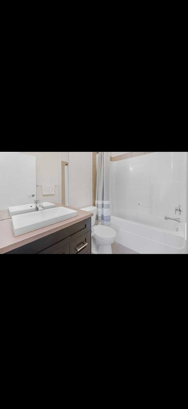 1 Bed with ensuite washroom for rent from July 1st - FEMALE in Room Rentals & Roommates in Calgary - Image 2
