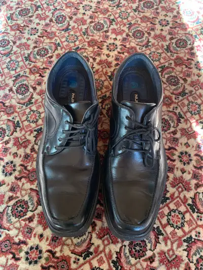 Souliers pour homme Nunn Bush, taille 10M, View more