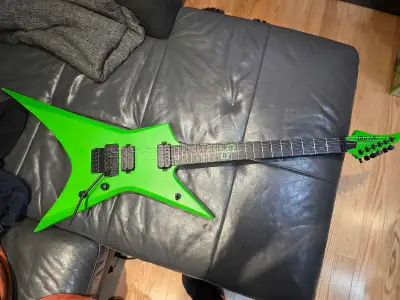 Solar Guitar X2.6FRGN+ - Green Neon Matte with Solar Hard Case S, View more