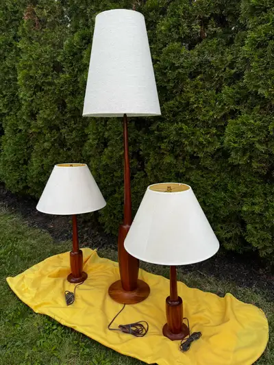 teak Mcm lamp set, View more