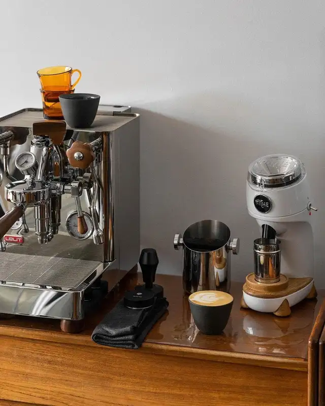 Normcore 58mm Coffee Tamper with replacement springs (15,25,30) in Kitchen & Dining Wares in Calgary - Image 3