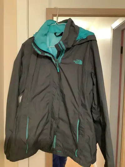Ladies Northface Spring/Fall Jacket Excellent condition Size Large $20.00