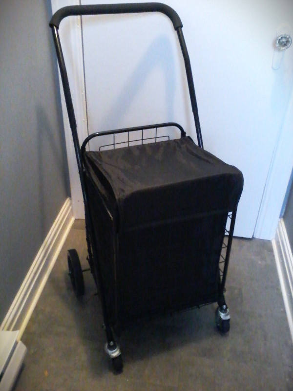 COLLAPSIBLE UTILITY CART in Other in Moncton - Image 2