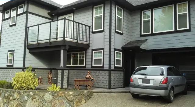 3 Bedroom 2 Bath Upper Suite 2850 per month in Long Term Rentals in Victoria - Image 9