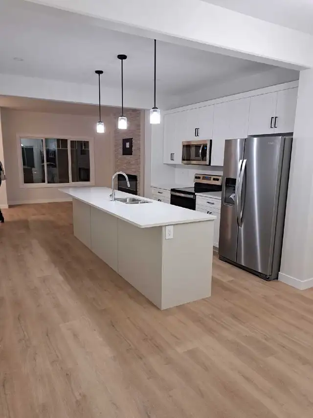 3 Beds 2.5 Baths - House