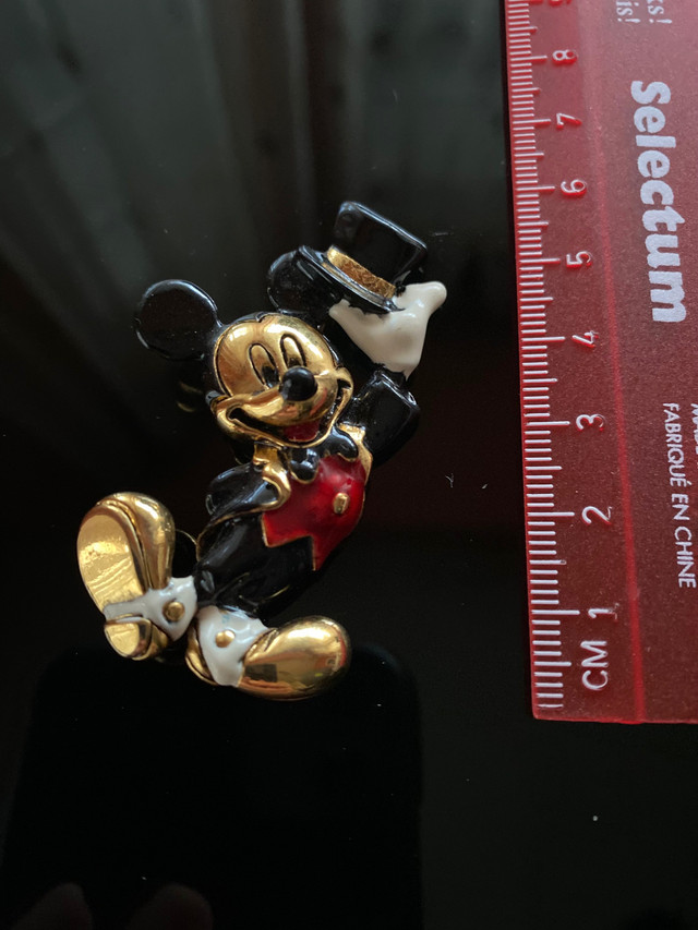 Vintage Napier Disney Mickey Mouse brooch  in Jewellery & Watches in Delta/Surrey/Langley - Image 2
