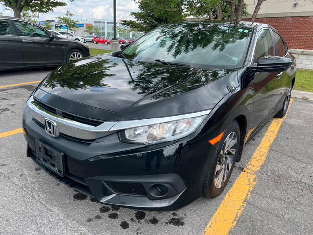 Honda Civic in Cars & Trucks in Ottawa