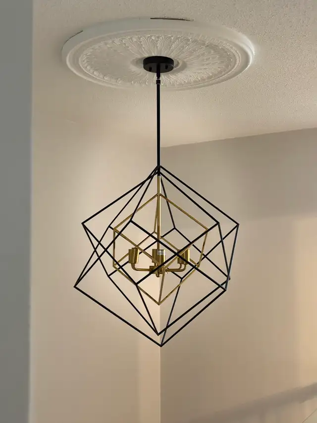 ToroGlow Pendant Light in Indoor Lighting & Fans in Mississauga / Peel Region - Image 2